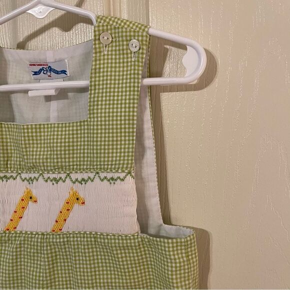 Silly Goose Hand Smocked Giraffe Shortalls 12m - Picture 3 of 6